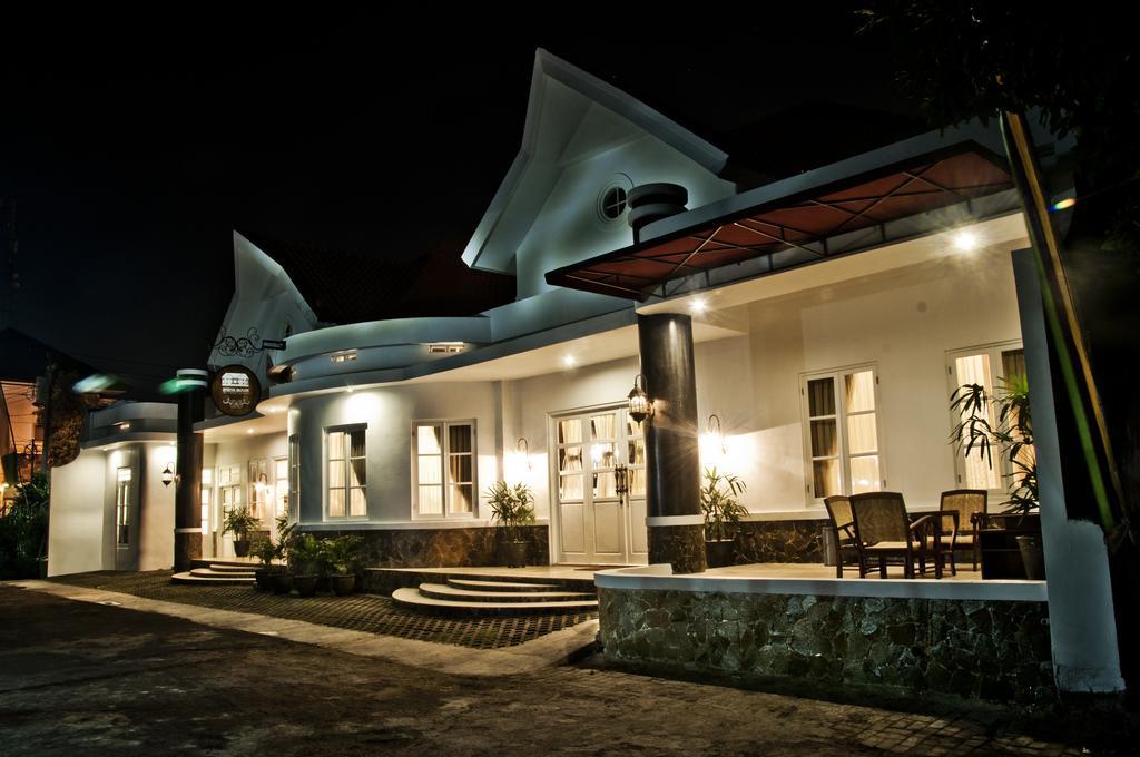 Ipienk House Yogyakarta酒店 外观 照片